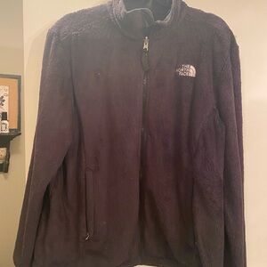 The North Face Women’s Black Fleece Jacket
